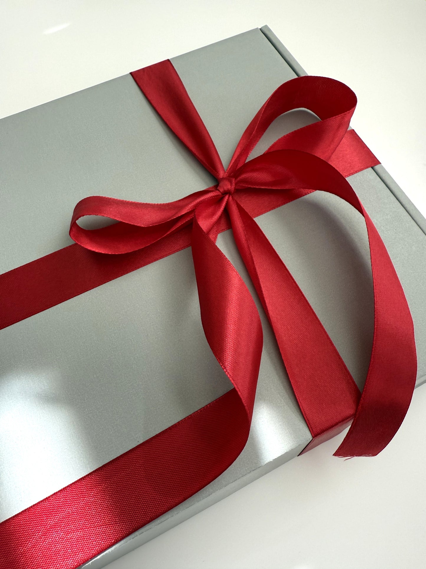 Cherry Aesthetic Gift Box – Vintage Cottagecore Set for Women & Teen Girls – Custom Self Care Box for Her – Red Bow Accessories, Makeup Bag