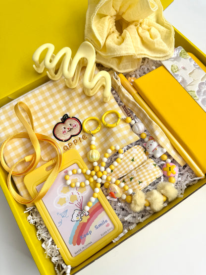 Yellow Sunshine Gift Box – Personalized Aesthetic Gift Set for Women, Teen Girls, Friend, Daughter – Cute Surprise Present for Her, Birthday