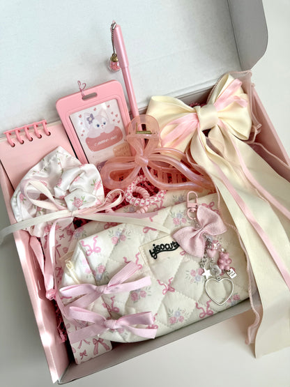 Pink Bow Aesthetic Gift Box – Custom Cute Box for Friend – Self Care for Women, Teen Girls– Kawaii Gift for Her–Personalized Accessories Set