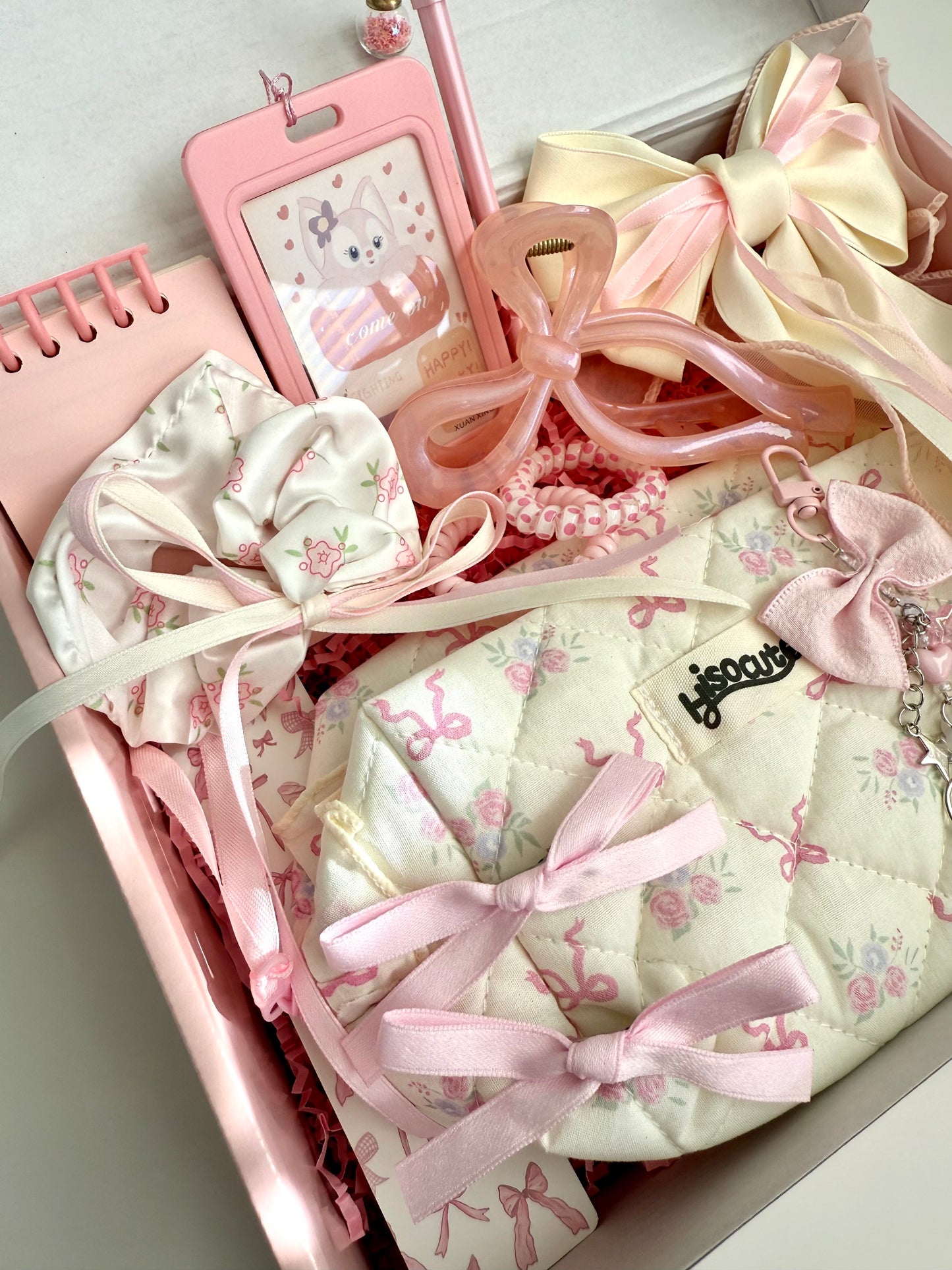 Pink Bow Aesthetic Gift Box – Custom Cute Box for Friend – Self Care for Women, Teen Girls– Kawaii Gift for Her–Personalized Accessories Set